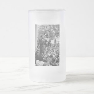 Sen. Robert Kennedy Campagne voor Amerikaans Presi Matglas Bierpul