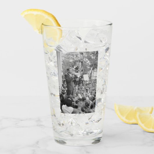 Senator Robert Kennedy voert campagne voor de Amer Glas (Voorkant ijs)