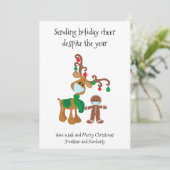 Sending Holiday Cheer Reindeer Face Mask 2021 Feestdagenkaart (Staand voorkant)