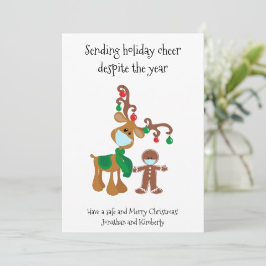 Sending Holiday Cheer Reindeer Face Mask 2021 Feestdagenkaart (Staand voorkant)