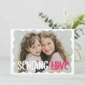 Sending Love Bold Valentijnsdag Photo Card (Staand voorkant)