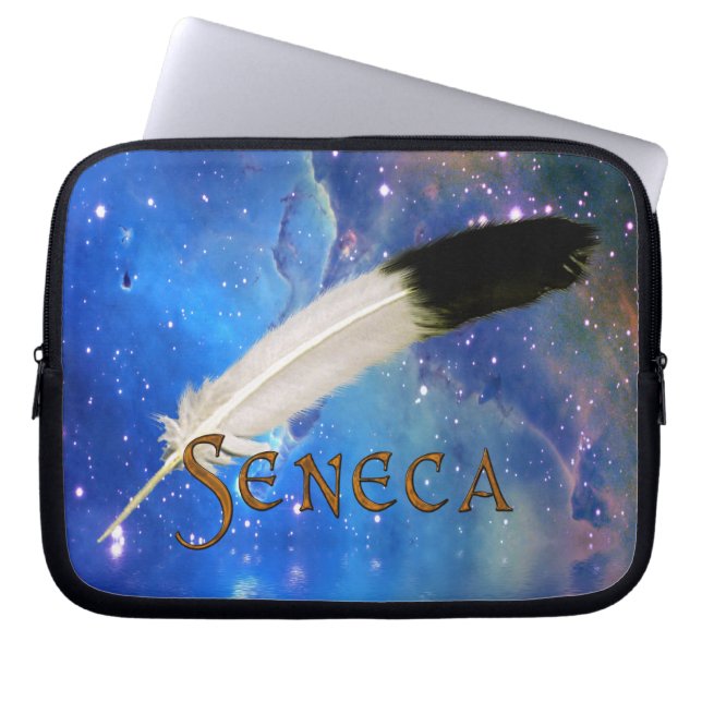 SENECA Nation & Feather Space-laptophoes Laptop Sleeve (Voorkant)