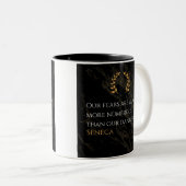 Seneca's Insight: Angsten in vergelijking met echt Tweekleurige Koffiemok (Voorkant rechts)