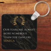Seneca's Insight: Fears Compared to Real Dangers Sleutelhanger (Achterkant)