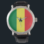 Senegal Flag Horloge<br><div class="desc">De Senegalese vlag is een verticale drieband met in het midden een enblem. De gebruikte kleuren in de vlag zijn rood,  groen,  geel. Het aandeel van de Senegalese vlag is 2:3. De vlag van Senegal werd in 1960 aangenomen.</div>