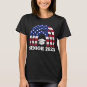 Senior 2023 Amerikaanse vlag Afstuderen Gift T-shirt (Voorkant)