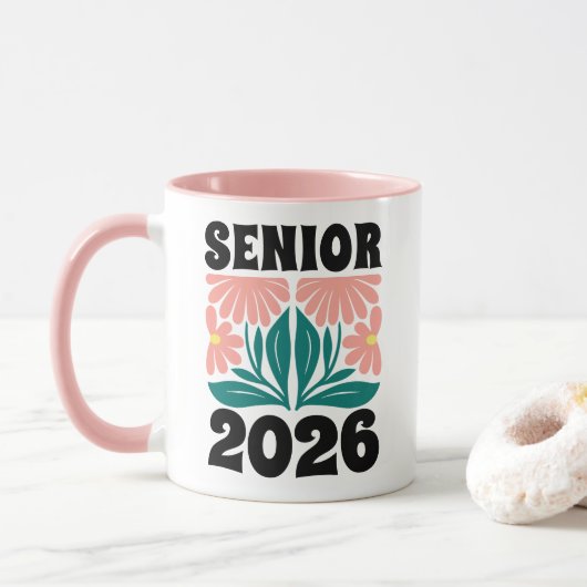 Senior 2026 Custom Retro Groovy Flowers Afstuderen Mok (Met donut)