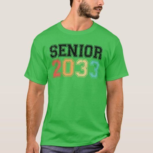 Senior 2033 Retro Vintage grappig T-shirt (Voorkant)
