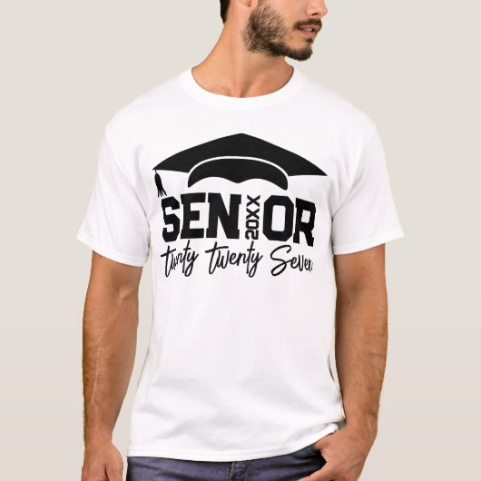 Senior Afstuderen elk jaar T-shirt (Voorkant)