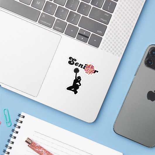 Senior Cheerleader Rood & Geel Pompoms Sticker (Laptop met iPhone)