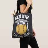 Senior Het Laatste Inning 2026 Softbal Afstuderen Tote Bag (Dichtbij)