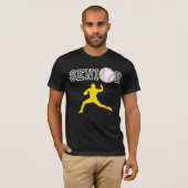 Senior honkbalpitcher speler gele silhouet t-shirt (Voorkant volledig)