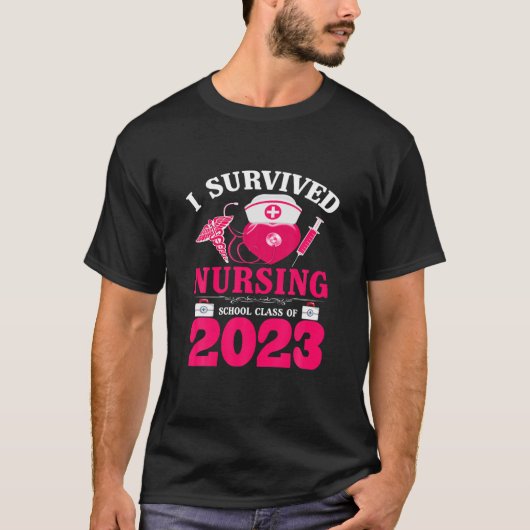 Senior mam Class of 2024 Funny Afstuderen Heart Fa T-shirt (Voorkant)