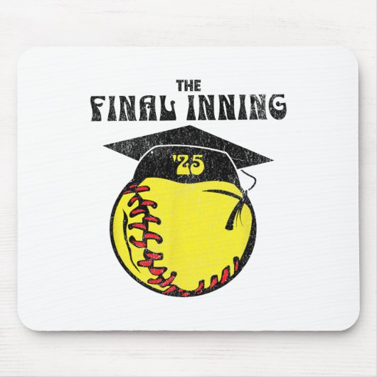 Senior Softbal 2025 The Final Inning Opgestookte G Muismat (Voorkant)