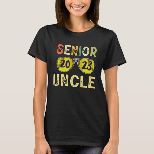 Senior Uncle 2023 Uncle Proud Softball Senior Grad T-shirt (Voorkant)