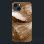 Sensual Shells iPhone 13 Hoesje<br><div class="desc">Renee W. Stramel vangt deze verklikkerschelpen in een prachtige sepia-toon. Dit  kunstwerk is een perfecte aanvulling op alle zee-anemonliefhebbers. Haal vandaag nog uw kunst af op uw product.</div>