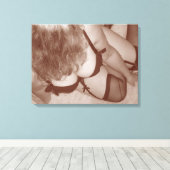Sensuous Vrouw in lingerie, volwassen natuurlijke  Canvas Afdruk (Insitu (Houten vloer))
