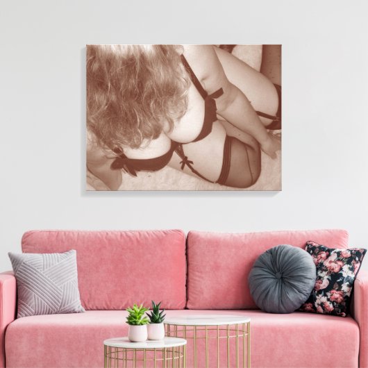 Sensuous Vrouw in lingerie, volwassen natuurlijke  Canvas Afdruk (Insitu (Woonkamer))