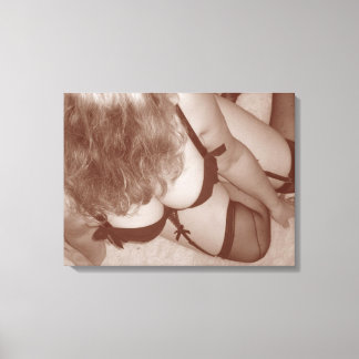 Sensuous Vrouw in lingerie, volwassen natuurlijke  Canvas Afdruk