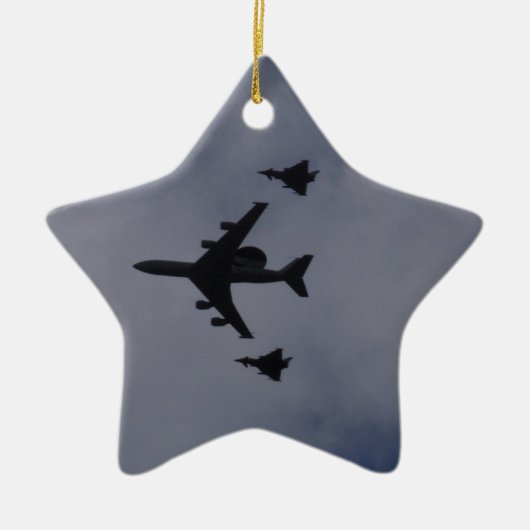 Sentry Geëscorteerd Door Typhoons Keramisch Ornament (Voorkant)