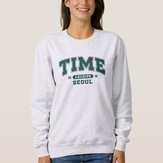 Seoul Archive Varsity Retro Design Fan Art Trui (Voorkant)