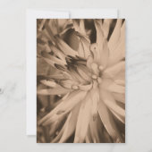 Sepia Dahlia Flower Wedding Invitation Kaart (Achterkant)