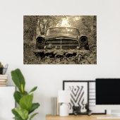 Sepia Foto van oude roestachtige klassieke auto Poster (Thuiskantoor)