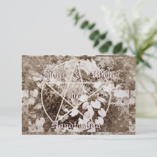 Sepia Grapevine Wedding/Handfasting Pentacle Trad. Kaart (Staand voorkant)