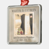 Sepia heeft net 1 kerstjaar gehuwd metalen ornament (Links)