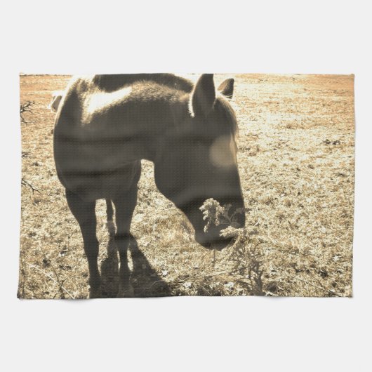 Sepia Tone Foto van bruin paard met bloemen Theedoek (Horizontaal)
