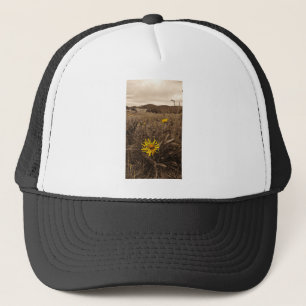 Sepia tone Yellow wildbloemen Trucker Pet