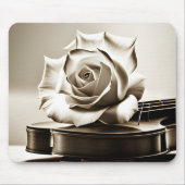 Sepia White Rose op viool Muismat (Voorkant)