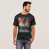 Sequoia National Park Retro Sunset Landschapsgrafi T-shirt (Voorkant volledig)