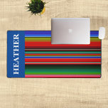 Serape Mexicaanse Strepen Monogram Naam Bureaumat<br><div class="desc">Dit ontwerp werd gecreeerd door digitale kunst. Het kan op het gebied worden gepersonaliseerd dat door de foto en/of de tekst te veranderen wordt verstrekt. Of het kan worden aangepast door de klik te kiezen om de andere optie aan te passen en de kleur op de achtergrond te verwijderen of...</div>