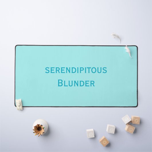 Serendipitous Blunder Desk Mat (Kindertafel)