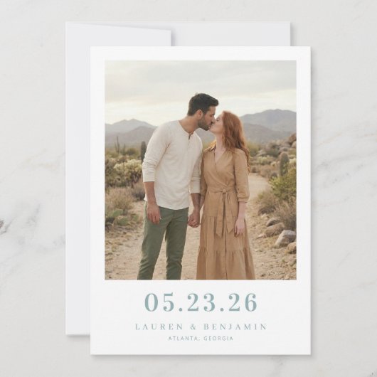 Serene Aardse Romantische Foto Save The Date (Voorkant)
