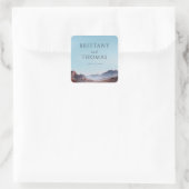Serene Blauwe Aquarellandschap Vierkante Sticker (Tas)