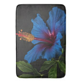 Serene Bloom: De schoonheid van blauwe hibiscus bl Badmat (Voorkant Verticaal)