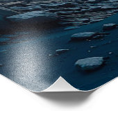 Serene Blue River stroomt tussen de dramatische be Foto Afdruk (Hoek)