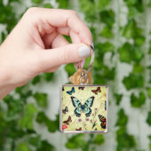 Serene Butterfly Elegance Sleutelhanger (Hand)