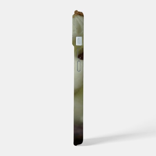 Serene Cherub Rest iPhone 15 Case (Linkerkant)