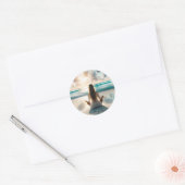 Serene meditatie aan de oceaan ronde sticker (Envelop)