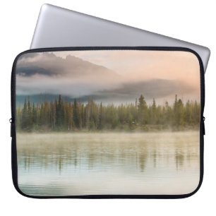 Serene-mooi meer in de ochtendbergen, Oregon Laptop Sleeve