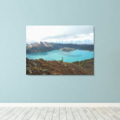 Serene Mountain en Glacial Scene Canvas Afdruk (Insitu (Houten vloer))