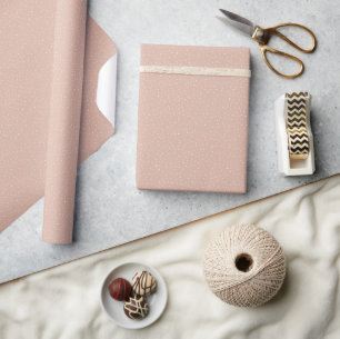 Serene Perzik Minimalistische Stip Cadeaupapier