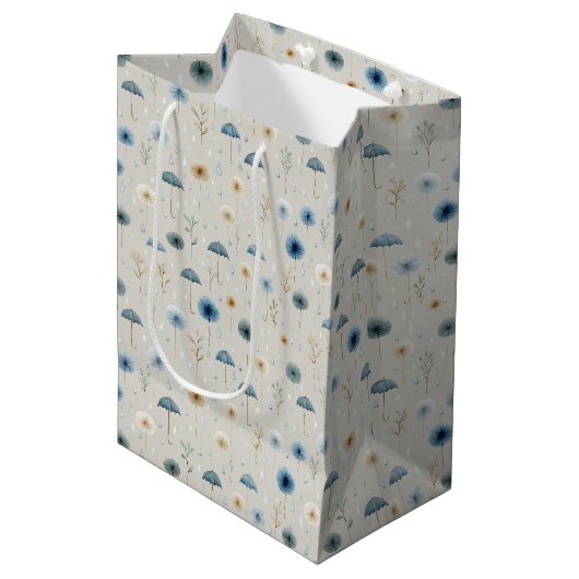 Serene Regentuin Bloemmotief (8) Medium Cadeauzakje (Voorkant Gekanteld)