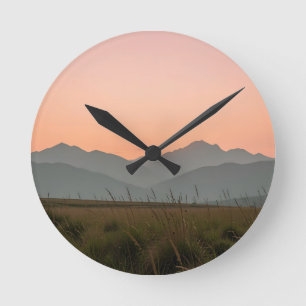 Serene Roze Zonsondergang Bergen Wilde Gras Landsc Ronde Klok