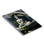 Serene rustige Boeddhafontein Notitieboek (Rechterzijde)