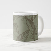 Serene Sage Green | Vetgedrukte botanische verklar Grote Koffiekop (Voorkant rechts)