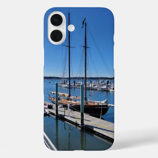 Serene Sailboat Marina Blue Sky Telefoonhoesje Case-Mate iPhone Case (Achterkant)